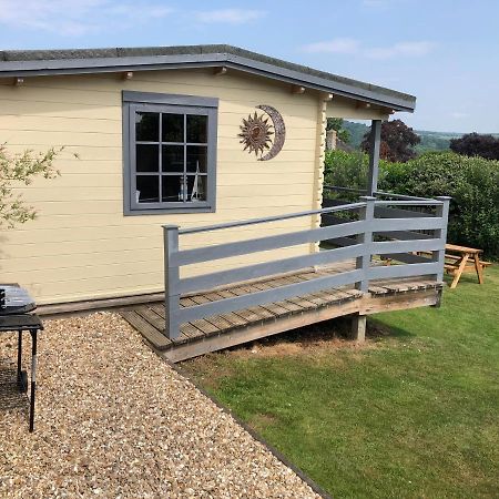 Morlais Log Cabin ไลม์รีจิส ภายนอก รูปภาพ